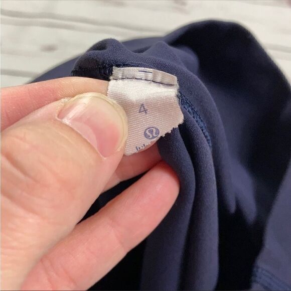 Lululemon Navy Blue Crop Leggings - Picture 10 of 10